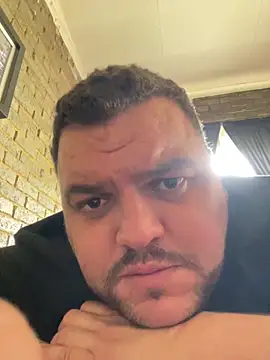 Snapshot of Mikey-HH chatting on February 19, 2025, 11:06 am Mikey-HH online show from February 19, 2025, 11:06 am