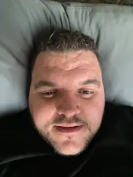 Snapshot of Mikey-HH chatting on December 10, 2024, 4:17 pm Mikey-HH online show from December 10, 2024, 4:17 pm