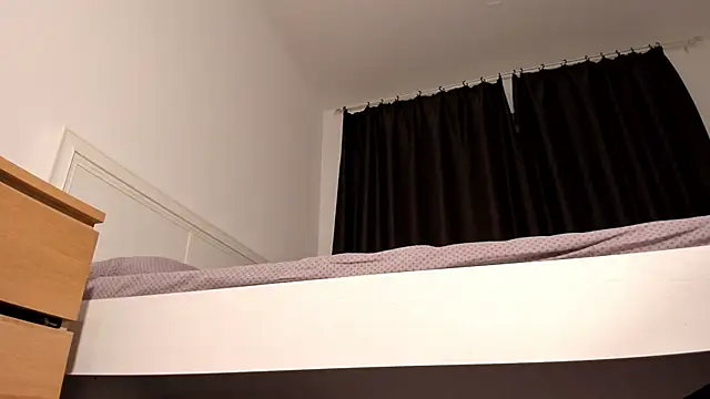 Snapshot of lola_forever chatting on October 8, 2025, 10:54 pm lola forever online show from October 8, 2025, 10:54 pm