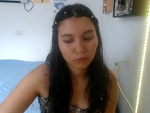 HannaKlein online show from September 17, 2025, 6:10 pm