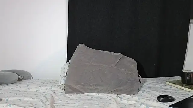 Snapshot of TommyMyler chatting on October 13, 2025, 2:24 am TommyMyler online show from October 13, 2025, 2:24 am