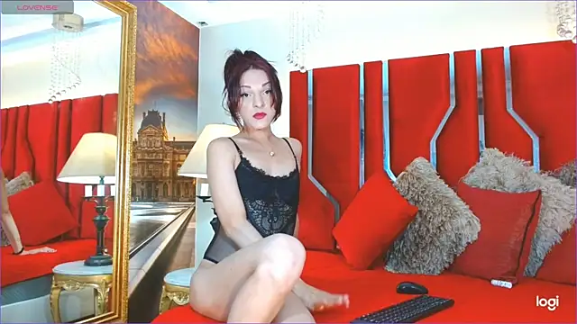 Snapshot of Annabelle-Queen chatting on December 14, 2024, 7:46 pm Annabelle-Queen online show from December 14, 2024, 7:46 pm