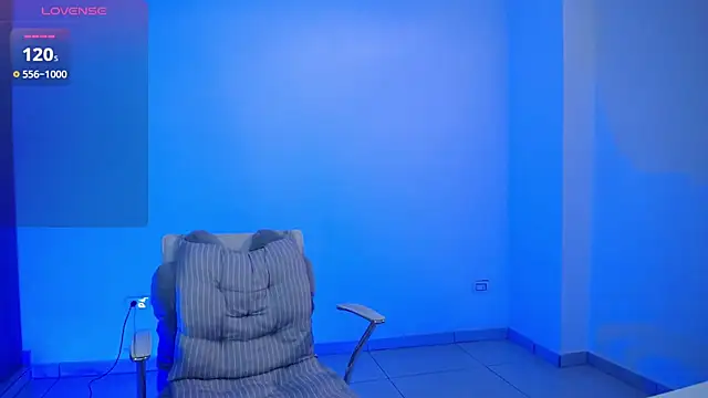 candydowson1 online show from September 18, 2025, 3:37 pm