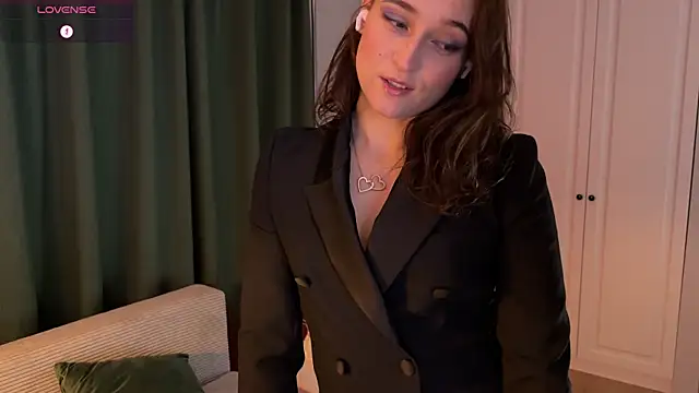 Pavlyna online show from November 18, 2025, 6:00 pm