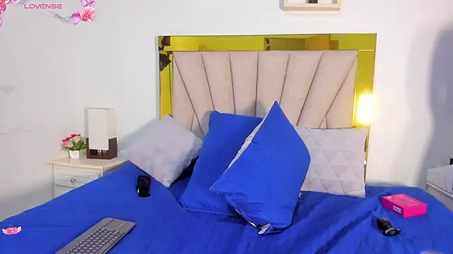 vahiolet fuentes online show from October 4, 2025, 2:57 am