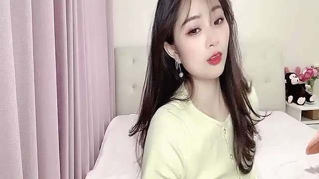 Snapshot of aisha123123 chatting on March 9, 2025, 1:56 am aisha123123 online show from March 9, 2025, 1:56 am
