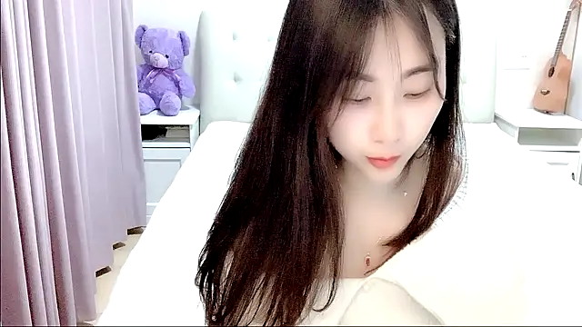 Snapshot of aisha123123 chatting on October 19, 2025, 2:31 pm aisha123123 online show from October 19, 2025, 2:31 pm