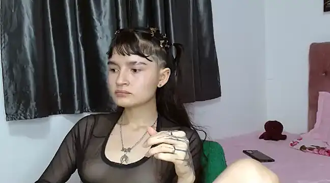 Snapshot of saritapretyy chatting on March 10, 2025, 2:50 am saritapretyy online show from March 10, 2025, 2:50 am