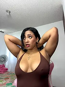 Snapshot of MavyStar chatting on October 15, 2025, 7:44 pm MavyStar online show from October 15, 2025, 7:44 pm