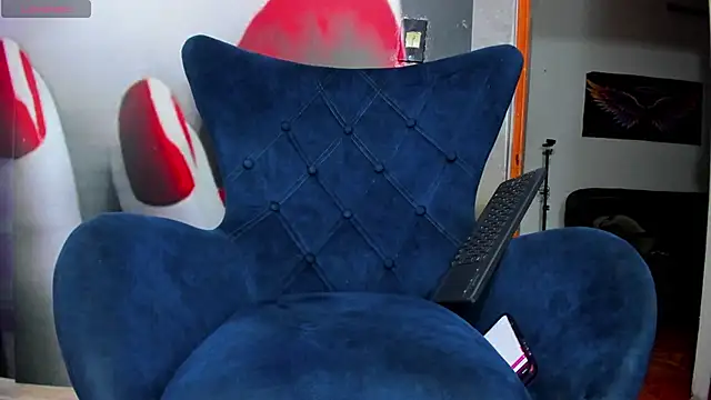 karenlennox1 online show from October 31, 2025, 12:51 am