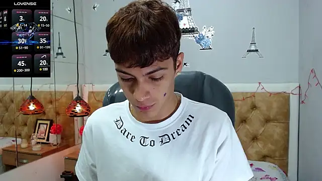 SkinnyBoy  online show from February 25, 2025, 12:27 pm