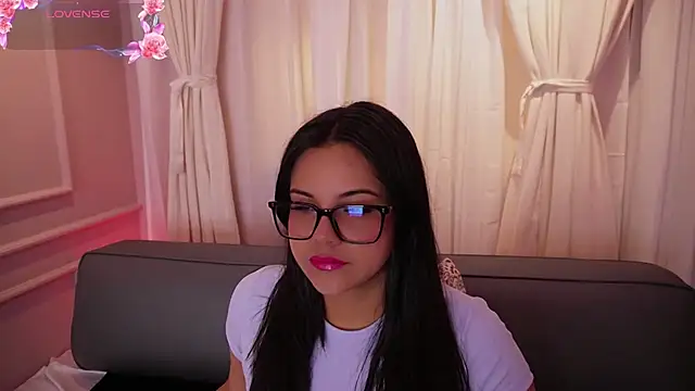 Sophia wilsonn  online show from October 4, 2025, 11:12 am