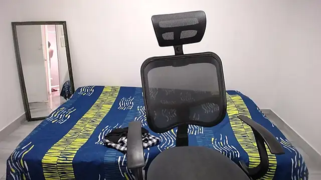 present the magic online show from November 24, 2025, 6:19 pm