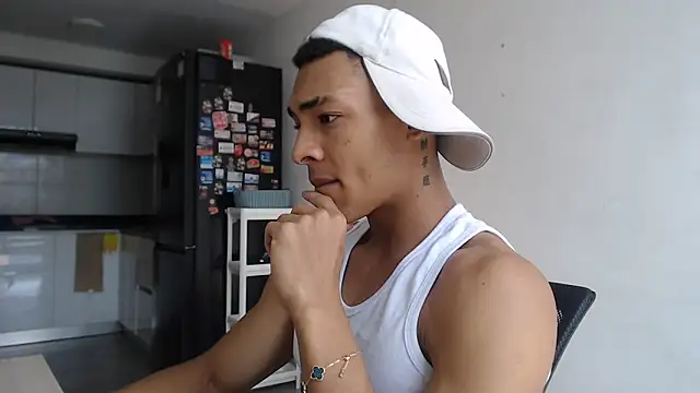 Snapshot of Jhonyblack_1 chatting on May 4, 2026, 5:38 pm Jhonyblack 1 online show from May 4, 2026, 5:38 pm