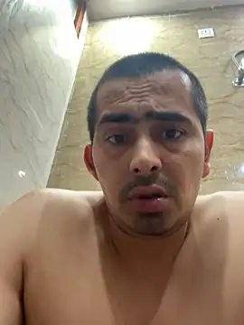 shivani0999 online show from February 16, 2026, 11:09 am