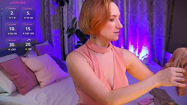 Snapshot of UmaTruewoman chatting on October 14, 2025, 6:03 am UmaTruewoman online show from October 14, 2025, 6:03 am