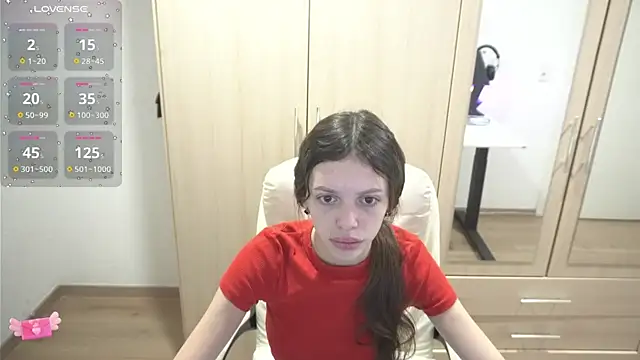 Snapshot of Billly1Love chatting on October 24, 2025, 12:53 am Billly1Love online show from October 24, 2025, 12:53 am