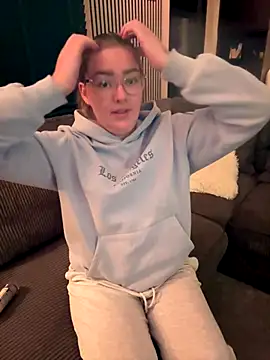 Snapshot of xX_HotCouple_Xx chatting on November 16, 2025, 6:45 pm xX HotCouple Xx online show from November 16, 2025, 6:45 pm