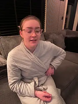 Snapshot of xX_HotCouple_Xx chatting on December 21, 2025, 9:26 pm xX HotCouple Xx online show from December 21, 2025, 9:26 pm