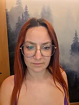 ladoucedu34 online show from March 24, 2026, 4:07 pm