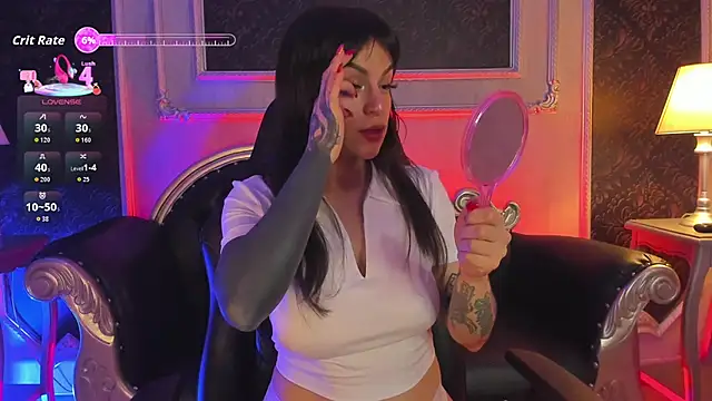 Snapshot of MeganDraco_ chatting on February 20, 2026, 1:13 pm MeganDraco online show from February 20, 2026, 1:13 pm