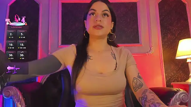 Snapshot of MeganDraco_ chatting on February 9, 2026, 1:09 pm MeganDraco online show from February 9, 2026, 1:09 pm