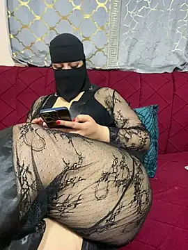 Snapshot of mari_layali chatting on January 31, 2026, 10:19 pm mari layali online show from January 31, 2026, 10:19 pm