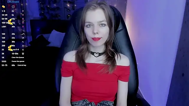 Tina Tayllor online show from February 3, 2025, 5:56 pm