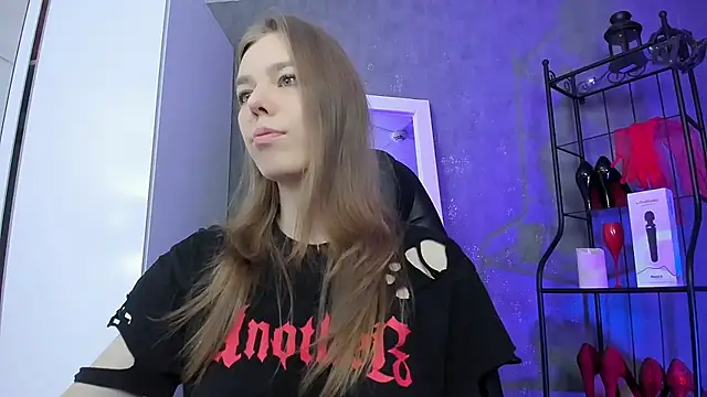 Snapshot of Tina_Tayllor chatting on October 28, 2025, 7:02 pm Tina Tayllor online show from October 28, 2025, 7:02 pm