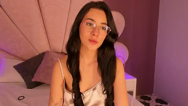 Susa1userma  online show from February 10, 2025, 10:40 pm