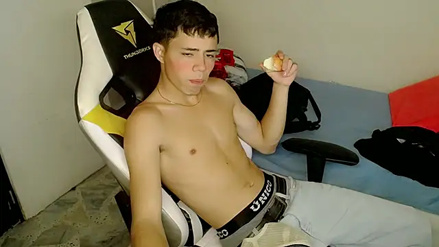 bby santi online show from November 10, 2025, 11:26 am