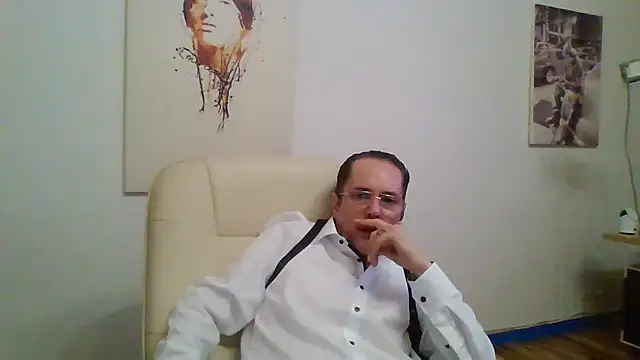 Minm666 online show from February 2, 2025, 11:00 pm