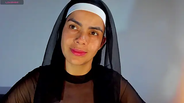 Snapshot of ClaraMariaMon chatting on February 19, 2025, 9:36 pm ClaraMariaMon online show from February 19, 2025, 9:36 pm