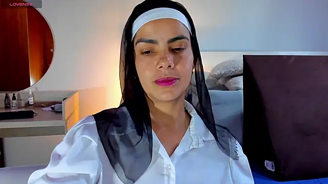 Snapshot of ClaraMariaMon chatting on March 17, 2025, 7:37 pm ClaraMariaMon online show from March 17, 2025, 7:37 pm