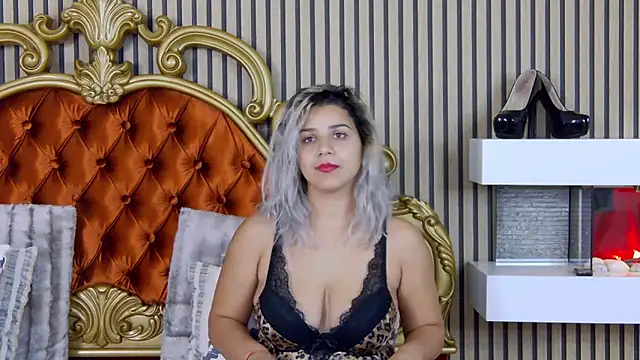 Snapshot of SweetMissXXX chatting on October 16, 2025, 6:32 am SweetMissXXX online show from October 16, 2025, 6:32 am