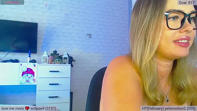 SuchCute online show from February 12, 2025, 5:26 am