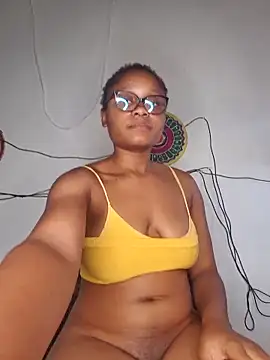 hot-tandy online show from March 11, 2025, 4:18 pm
