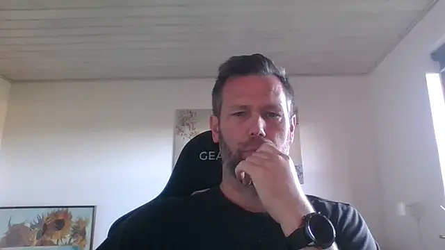 Snapshot of Gotta1 chatting on September 24, 2025, 1:06 pm Gotta1 online show from September 24, 2025, 1:06 pm