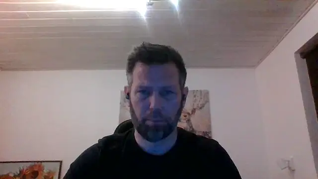 Snapshot of Gotta1 chatting on May 16, 2026, 2:32 am Gotta1 online show from May 16, 2026, 2:32 am