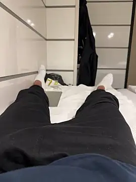 Snapshot of young1fucker chatting on December 13, 2024, 2:27 pm young1fucker online show from December 13, 2024, 2:27 pm