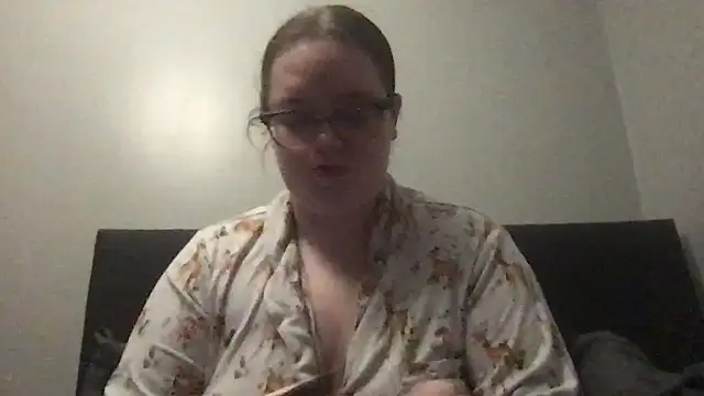 honeyyy24 online show from November 25, 2025, 7:14 pm