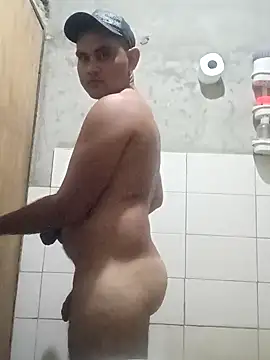 Snapshot of travieso2893 chatting on February 27, 2025, 2:14 am travieso2893 online show from February 27, 2025, 2:14 am