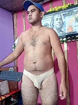Snapshot of travieso2893 chatting on January 20, 2025, 1:18 am travieso2893 online show from January 20, 2025, 1:18 am