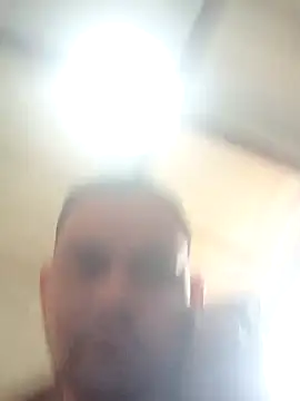 Snapshot of travieso2893 chatting on March 4, 2025, 6:18 pm travieso2893 online show from March 4, 2025, 6:18 pm