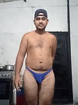 Snapshot of travieso2893 chatting on February 22, 2026, 4:04 am travieso2893 online show from February 22, 2026, 4:04 am