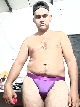 Snapshot of travieso2893 chatting on October 14, 2025, 2:56 am travieso2893 online show from October 14, 2025, 2:56 am