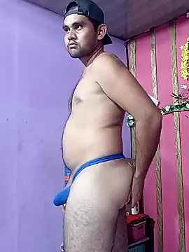 Snapshot of travieso2893 chatting on December 26, 2024, 11:24 pm travieso2893 online show from December 26, 2024, 11:24 pm