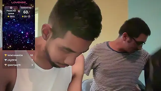 EnriquePersian197 online show from October 18, 2025, 3:47 pm