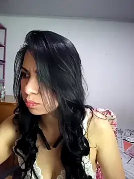 saralunabella online show from February 2, 2025, 4:11 pm