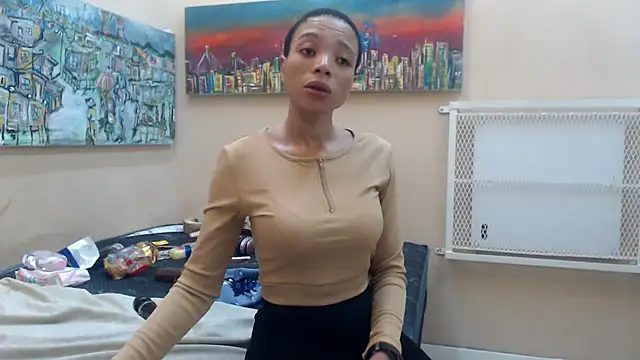 CaramelDelux27 online show from March 10, 2025, 7:11 am